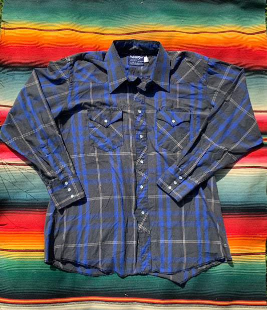 VTG Grey and Blue Plaid Wrangler Pearl Snap
