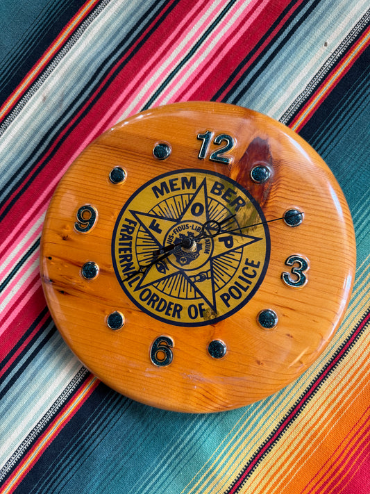 Vtg Fraternal Order of Police Wall Clock (C)