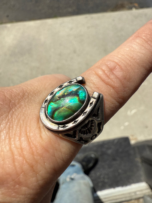 vintage sterling and compostie over abalone horseshoe ring - artist signed (MA)