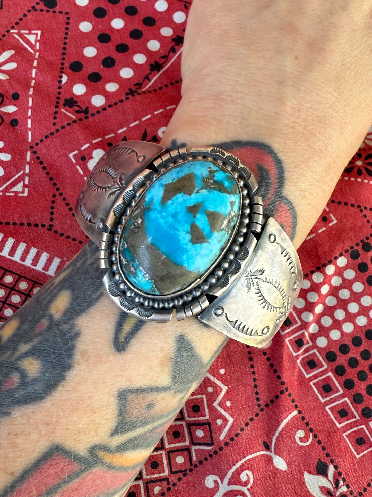 Dillbert Large Oval Turquoise Cuff (MA)