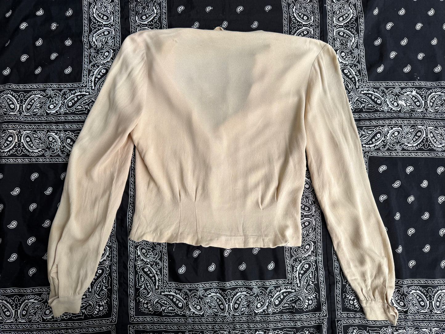 1940s Crepe Blouse w/ Clubs Buttons AS IS