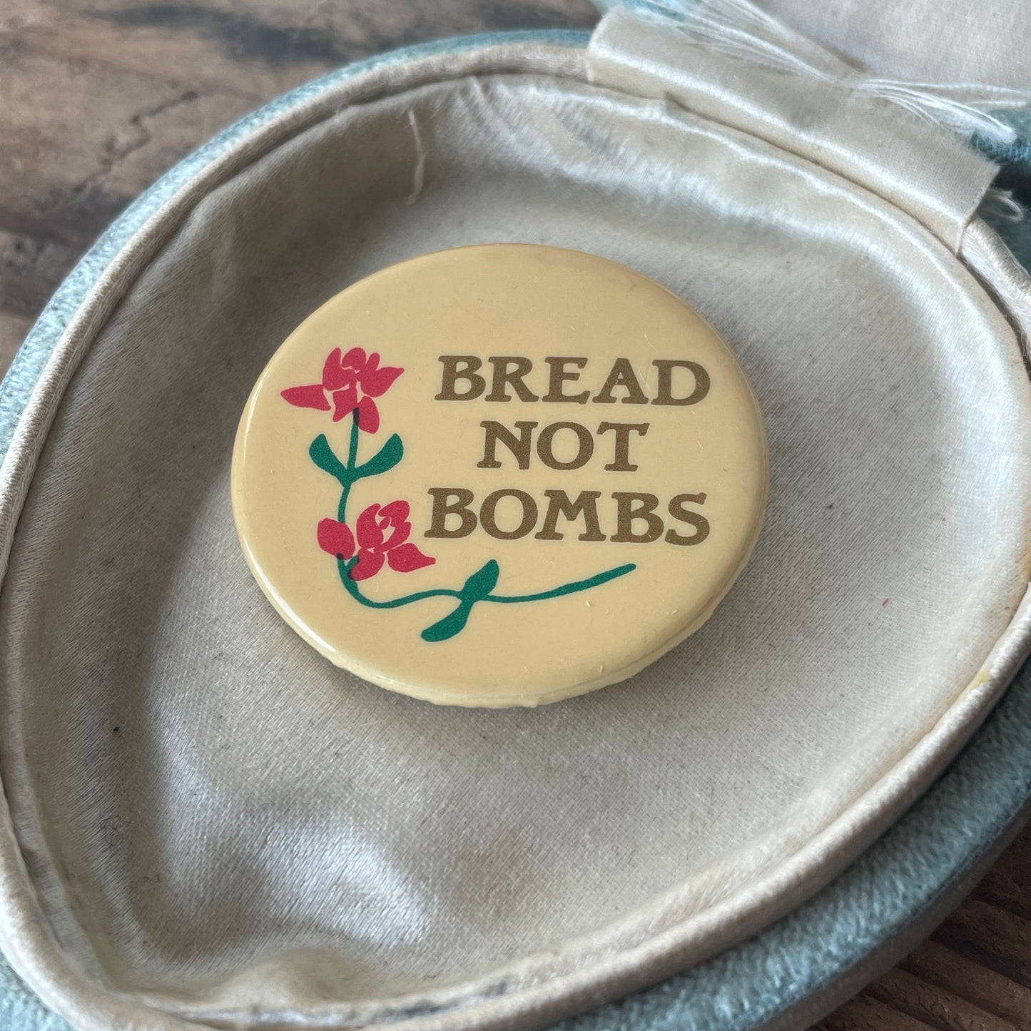 VTG 1981 'Bread Not Bombs' Anti War Protest Pin