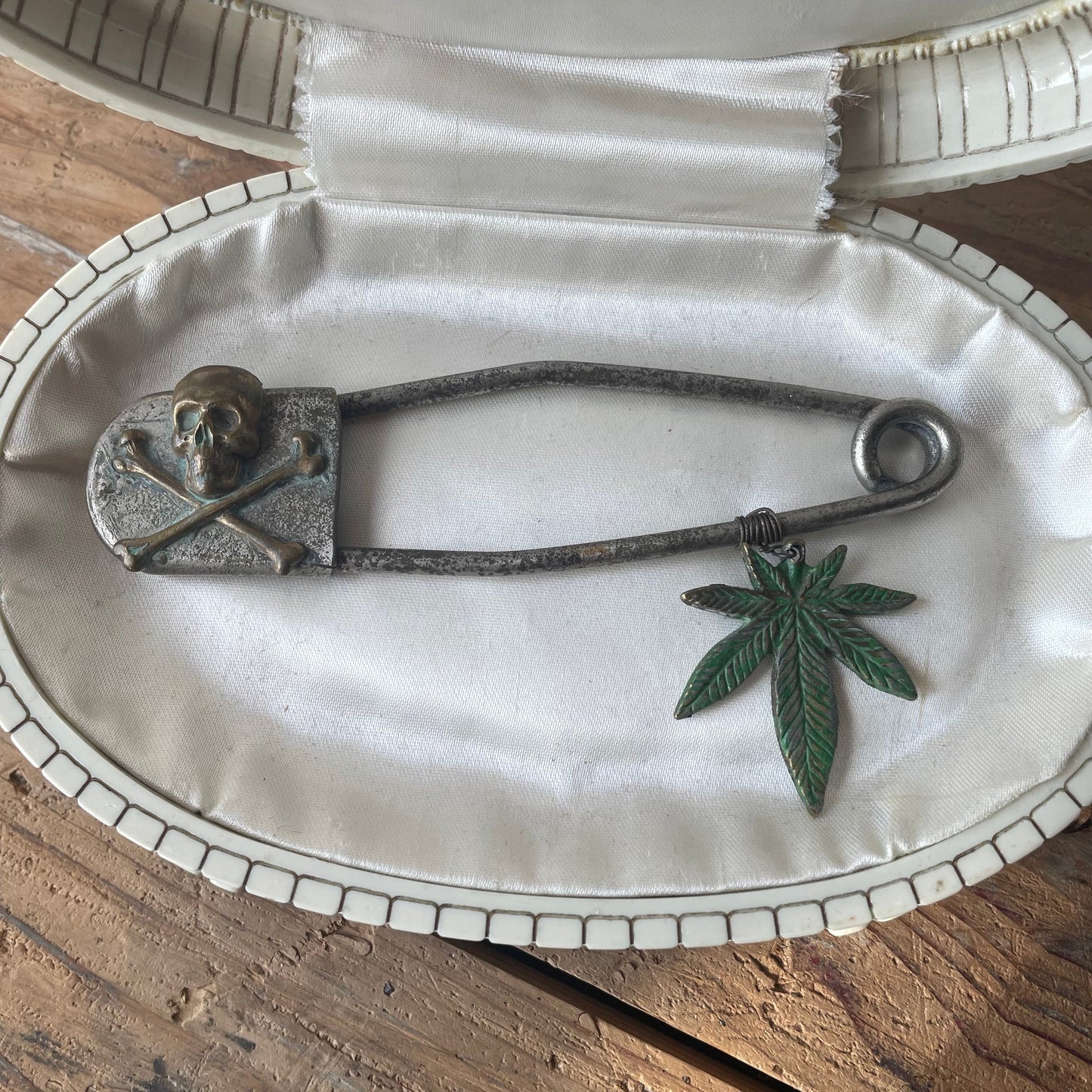 VTG Oversized Safety Pin with Weed Charm