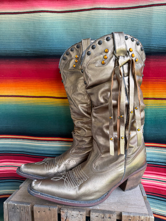 Vintage Y2K Steve Madden Gold Western Boots Size 9