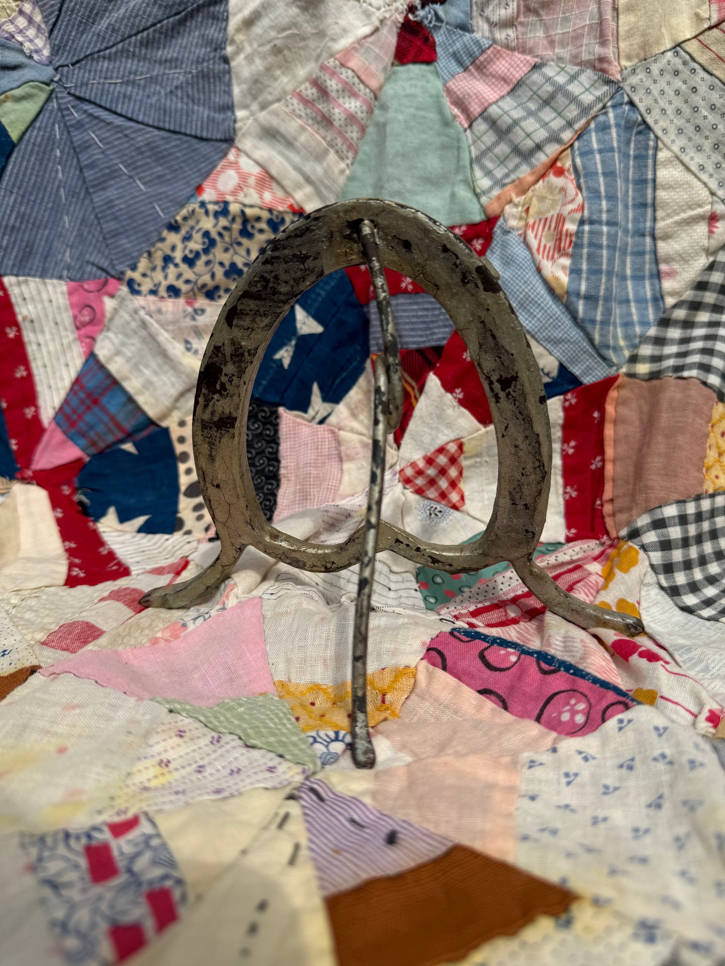 Folk Art Horseshoe Sculpture (PS)
