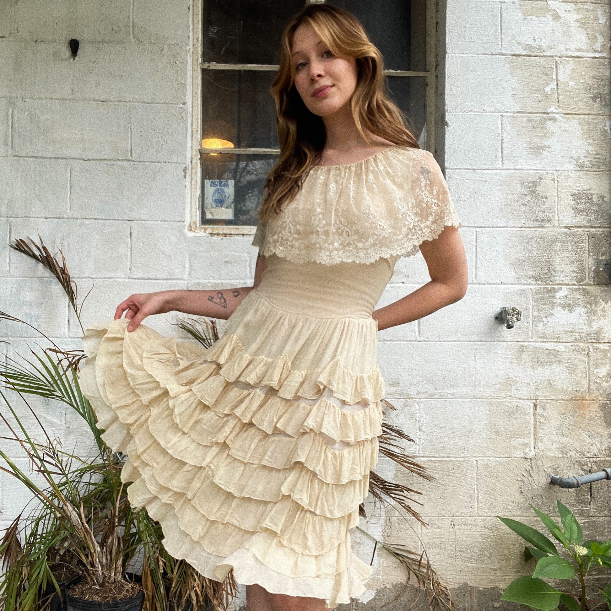 Maxi Dress Nordstrom White Lace Dress 1930s Ivory Ruffle Silk Dress (women's 2/4) High Class Maxi Dress Nordstrom White Lace Dress 1930s Ivory Ruffle Silk Dress (women's 2/4) High Class