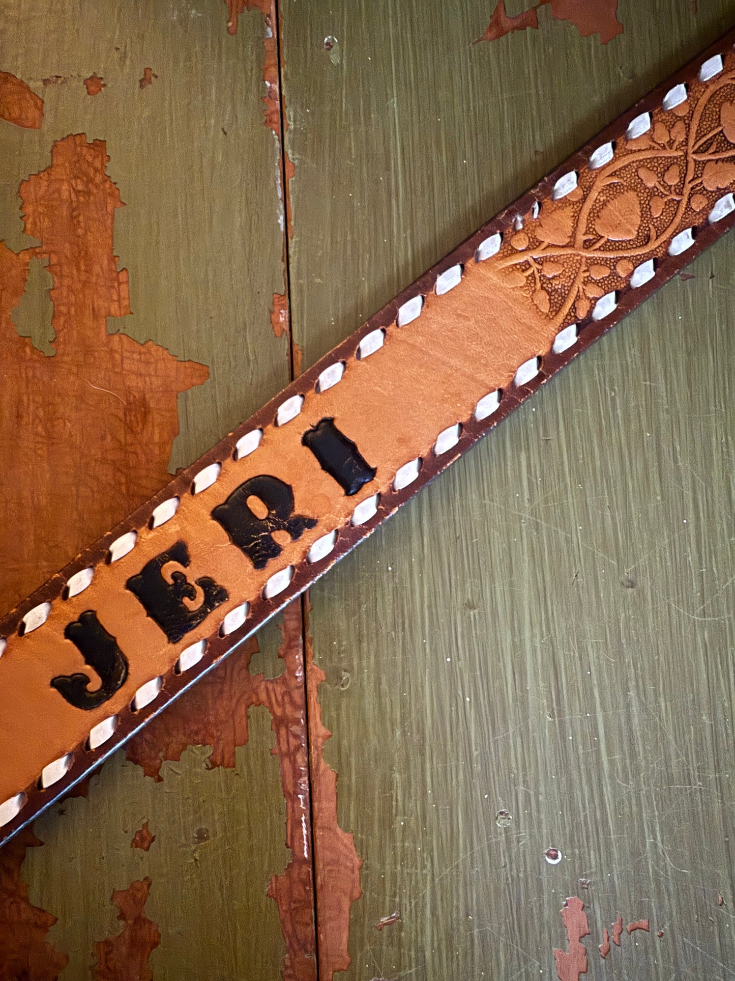 VTG "Jeri" Leather Tooled Belt