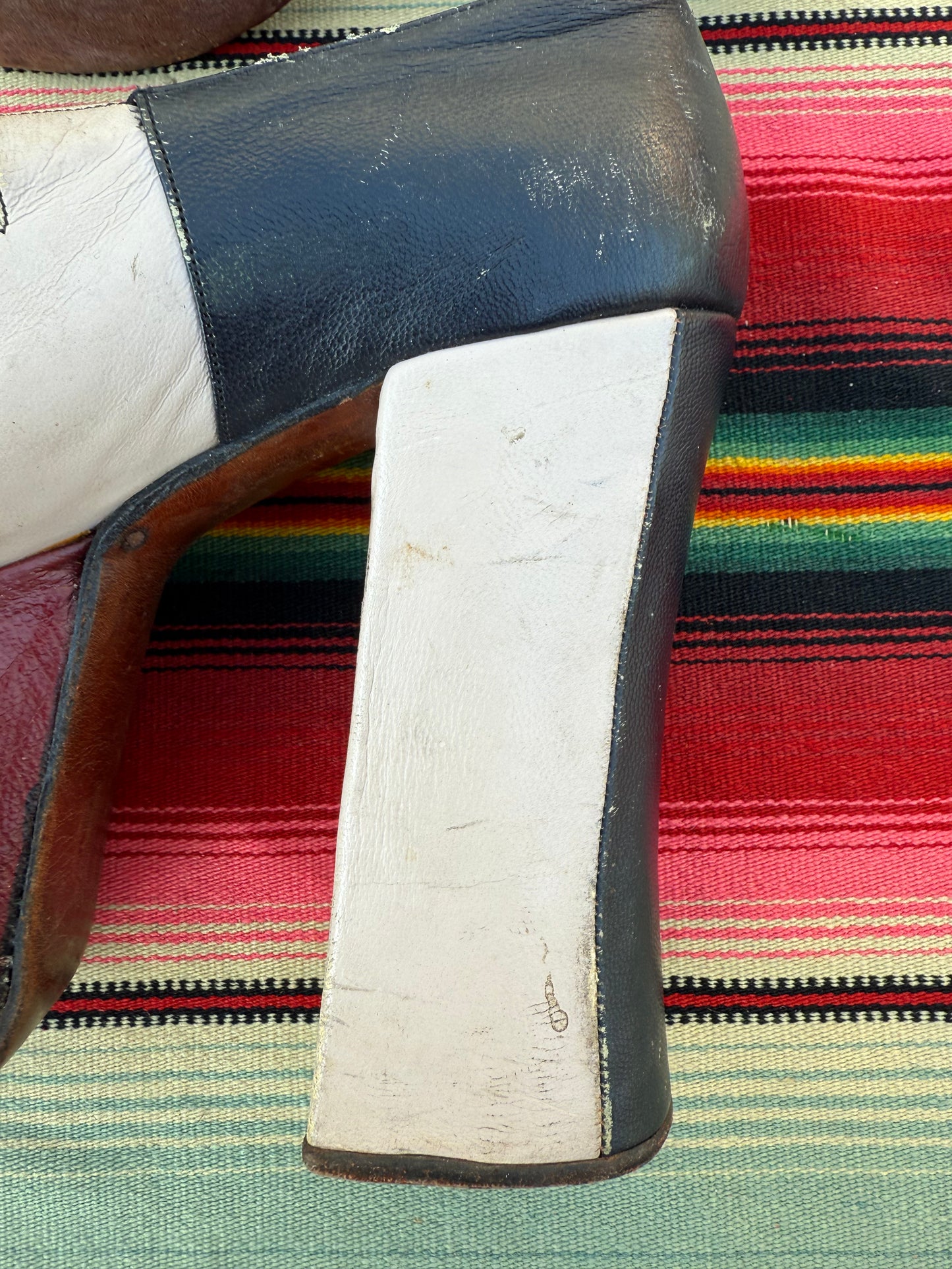 1970s Rare Glam Rock Leather Platforms 5/5.5 (LR)