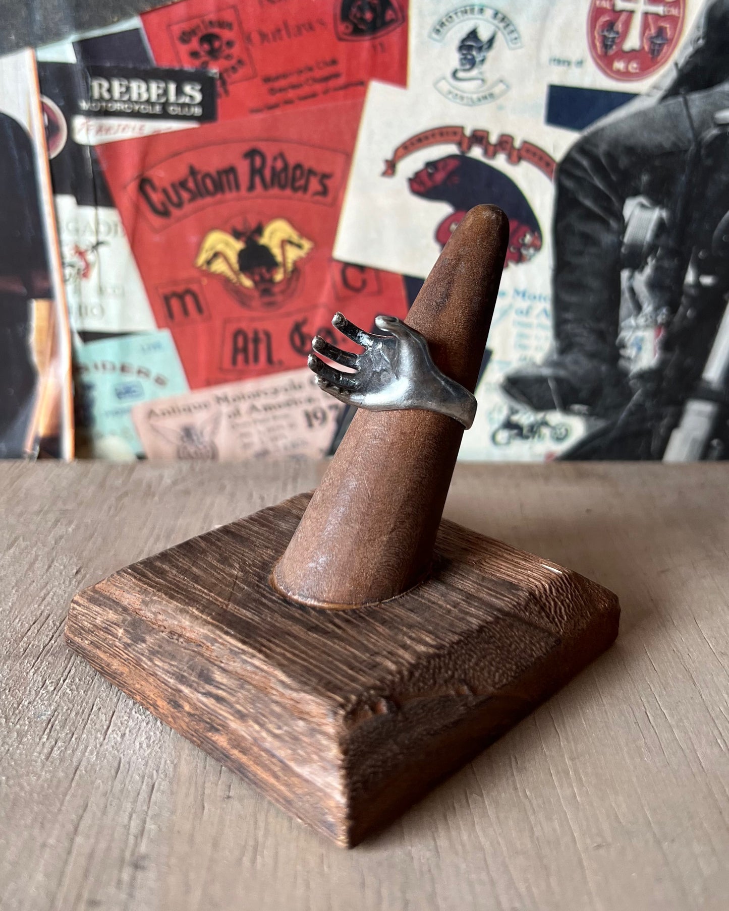 Vintage Taxco Artist Stamped Silver Hand Ring (MA)