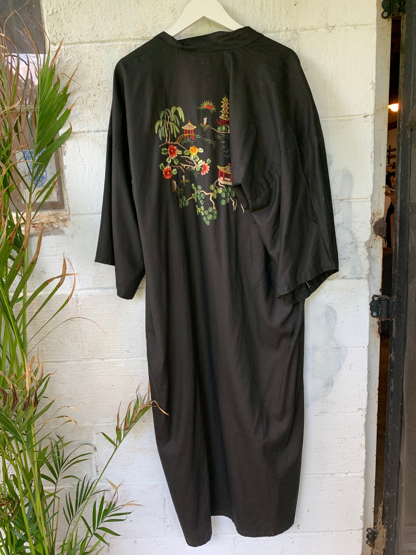 Vintage Black Silk Kimono (S-XL)