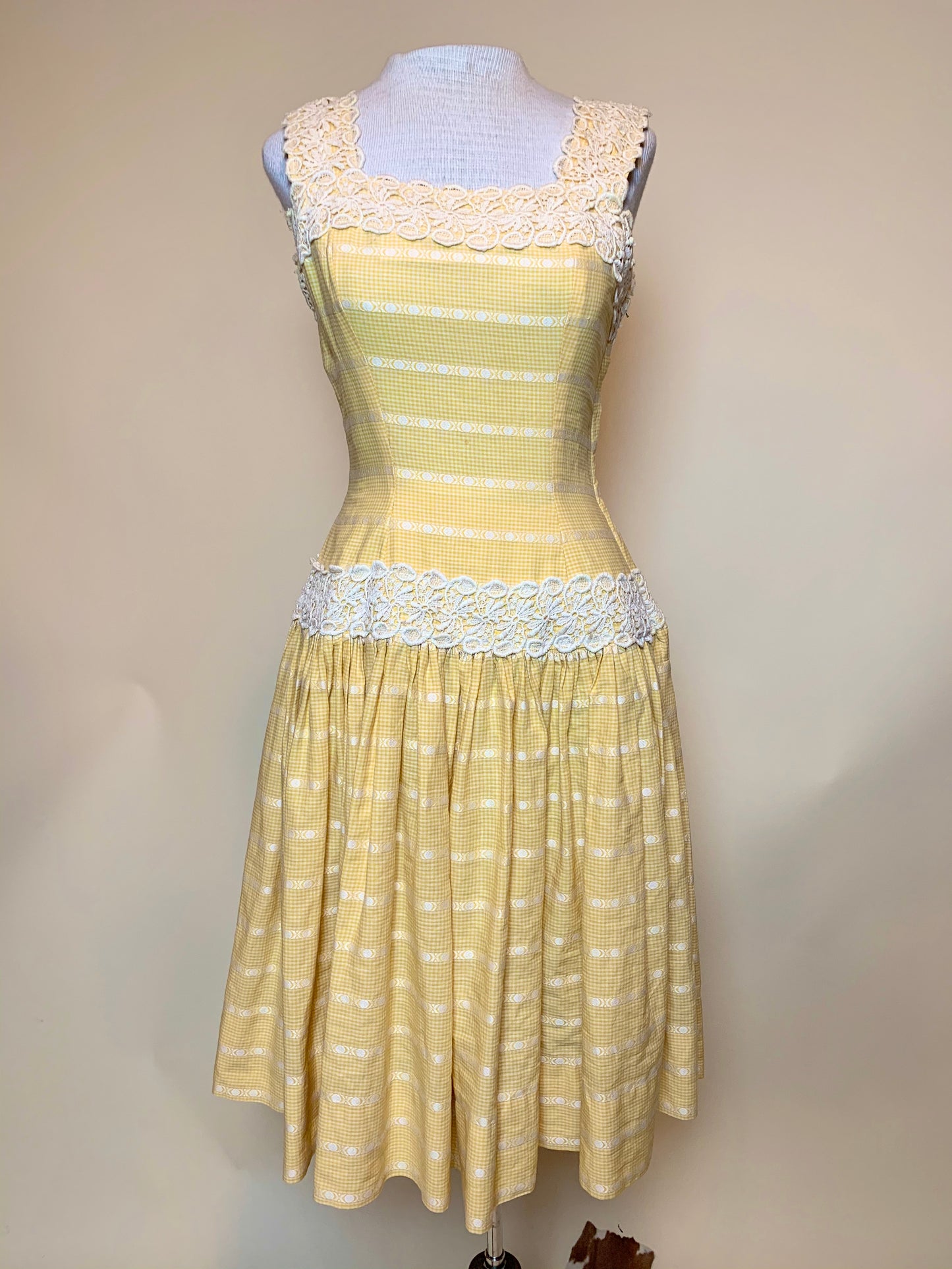 1950s Handmade Marigold & Lace Summer Dress (S)