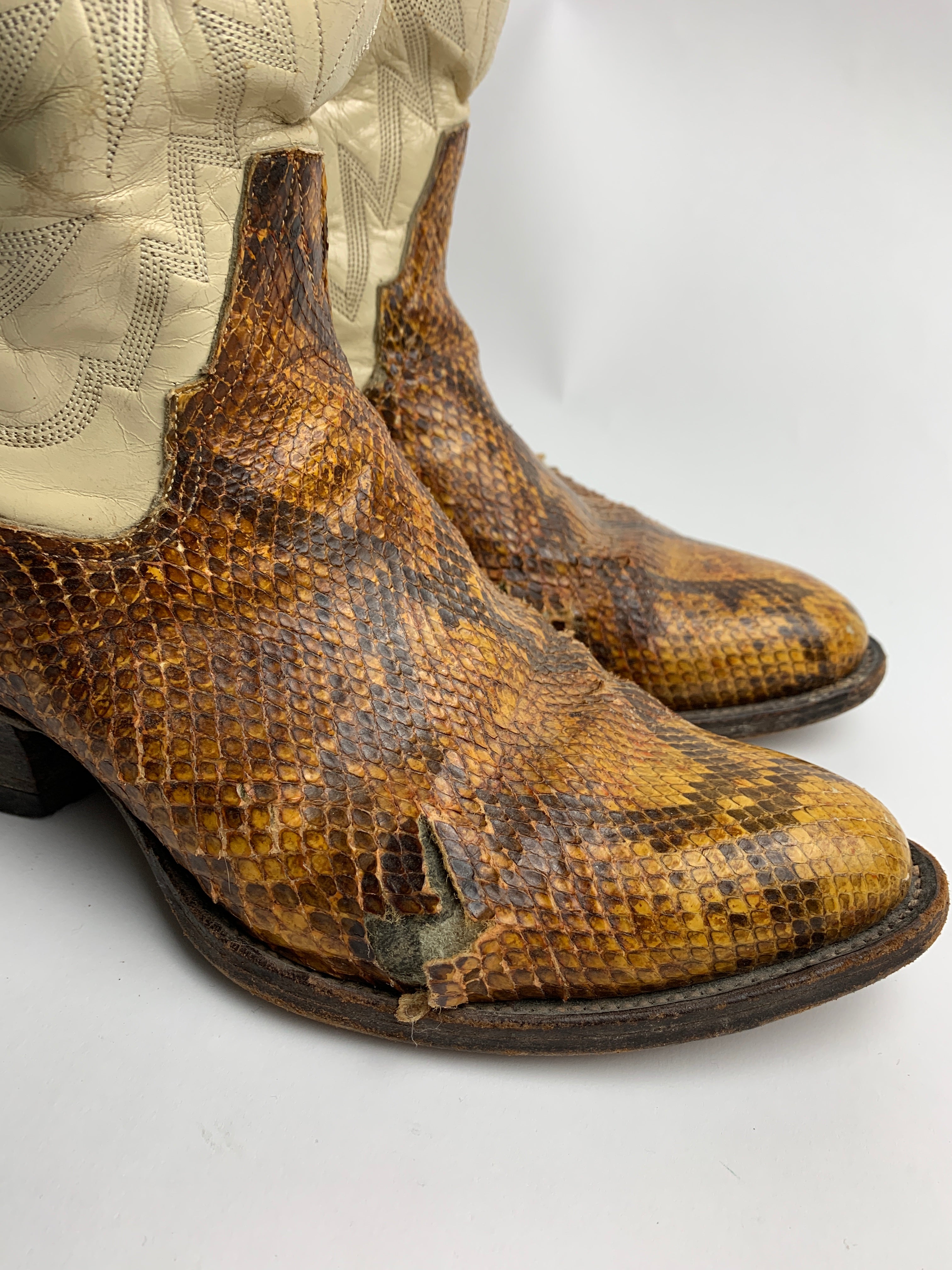 Mens snakeskin dress clearance boots