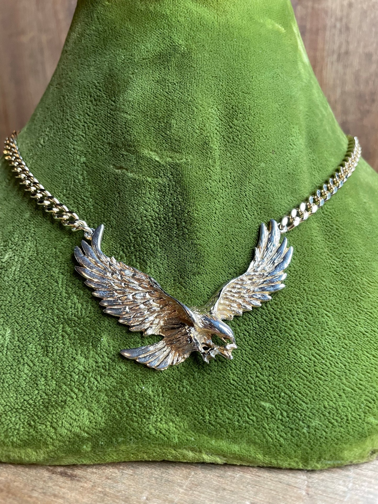 Gold Chainlink Necklace with Eagle Charm