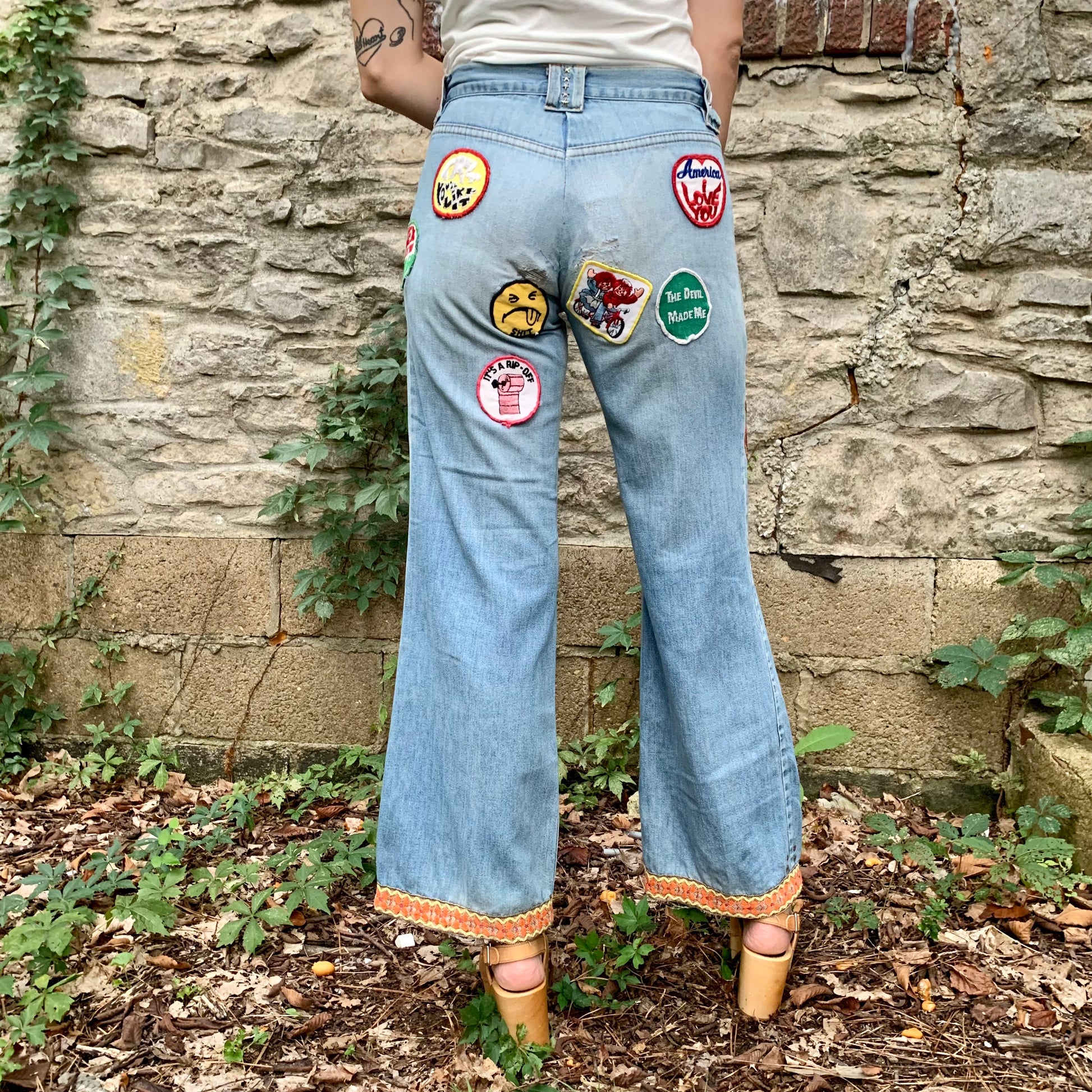 1970s blue jean patches  Patched jeans, 70s style outfits, 60s fashion  vintage