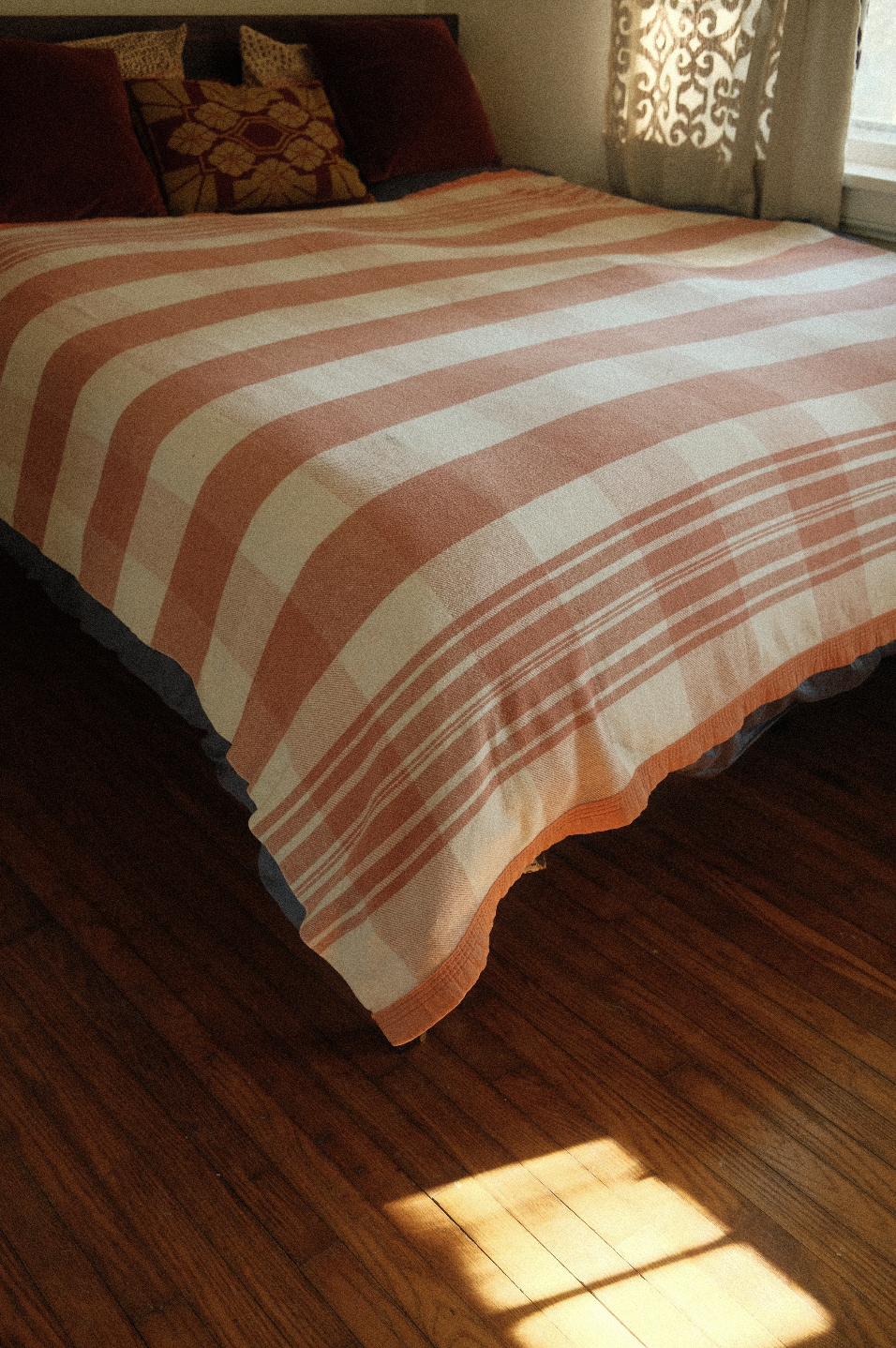 1950s Dusty Rose Beacon Blanket