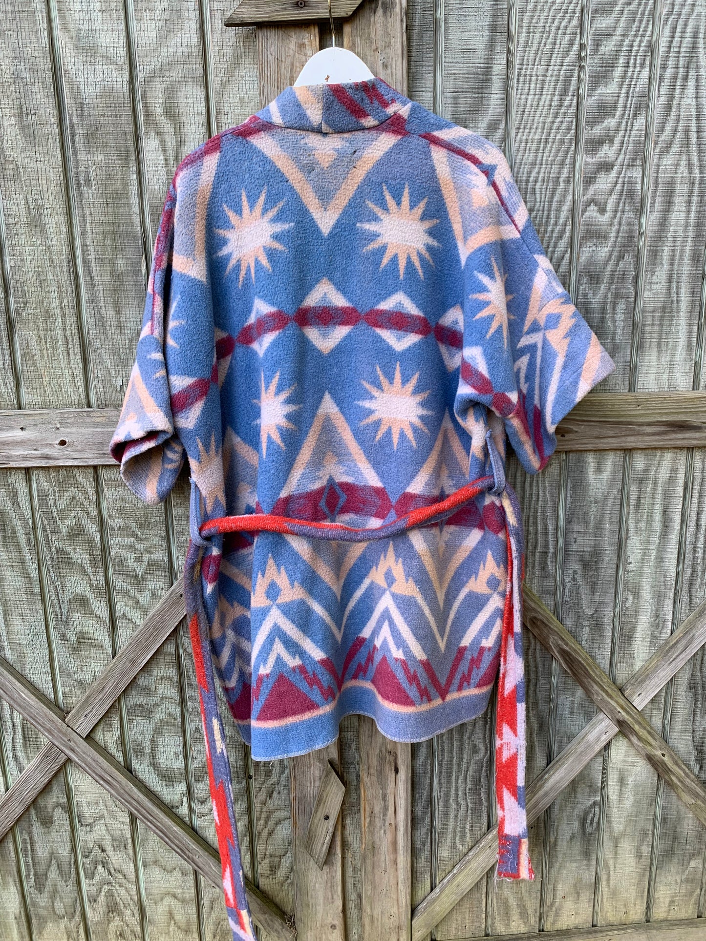 HCH made-in-house beacon blanket robe