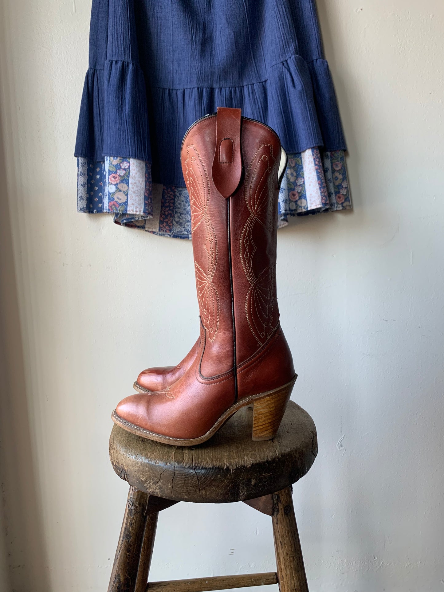 1970s Miss Capezio Brown Butterfly Boots women's 5