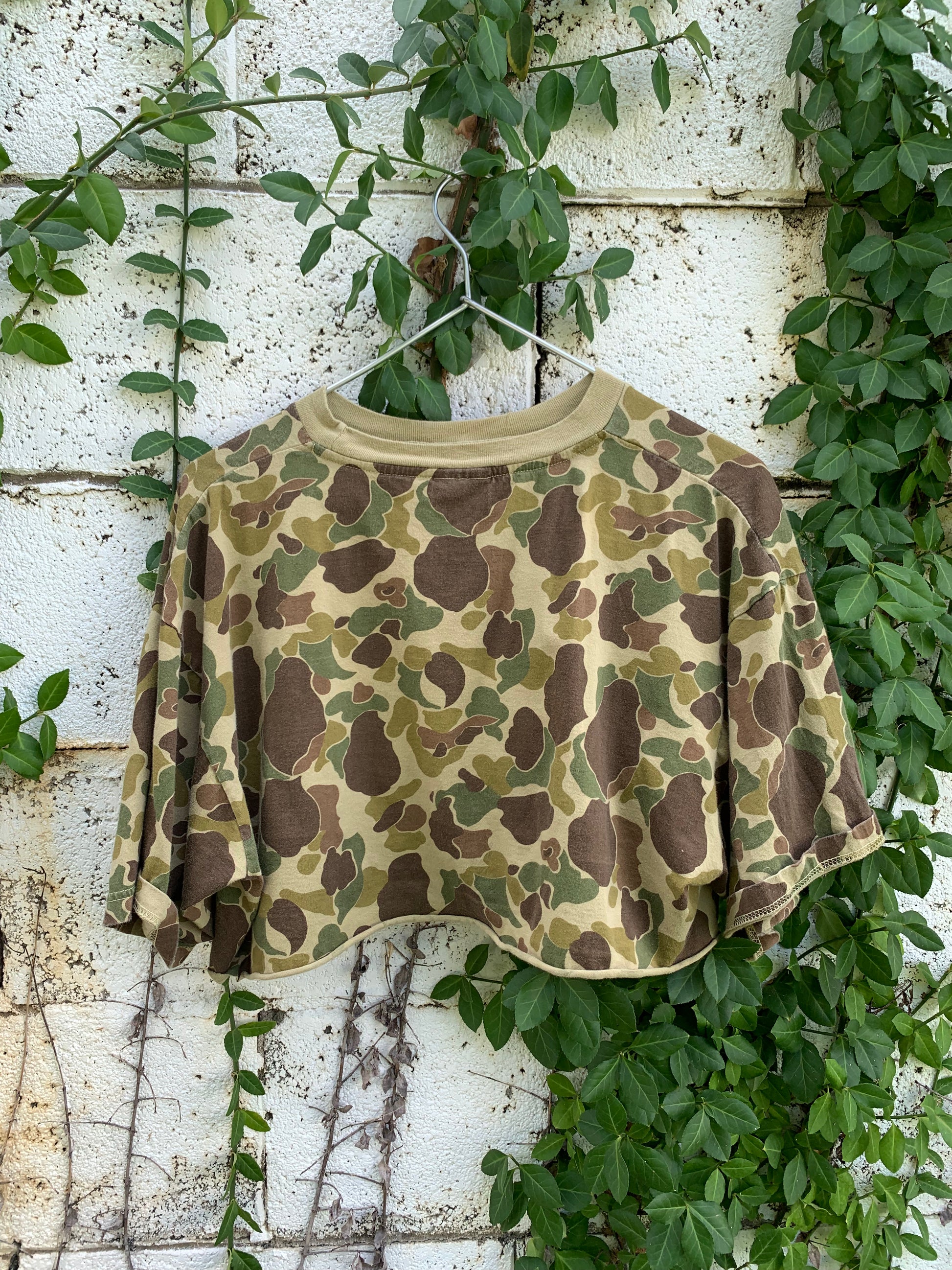 High Class Hillbilly Vintage Camo Crop Top L XL