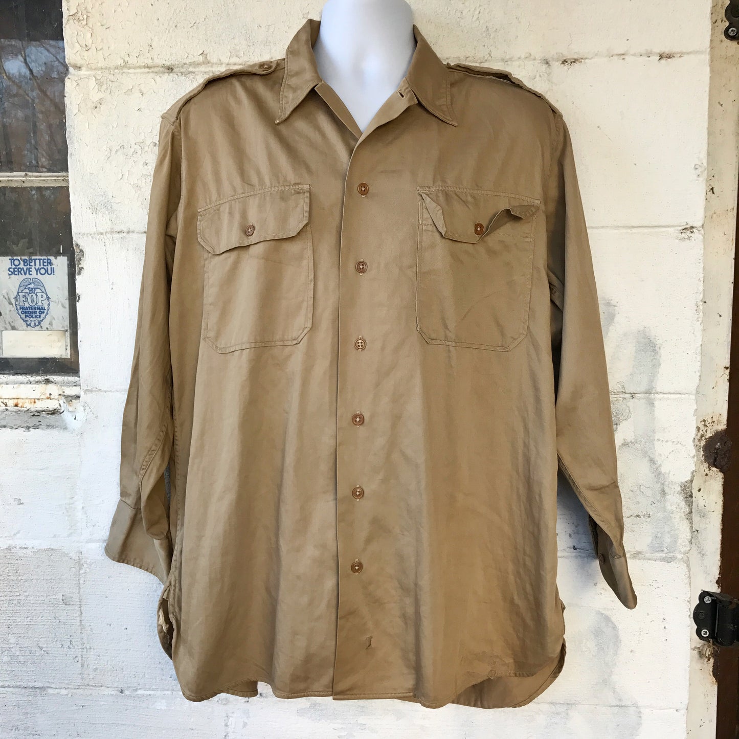Vintage Beige Buttondown Work Shirt (XL)