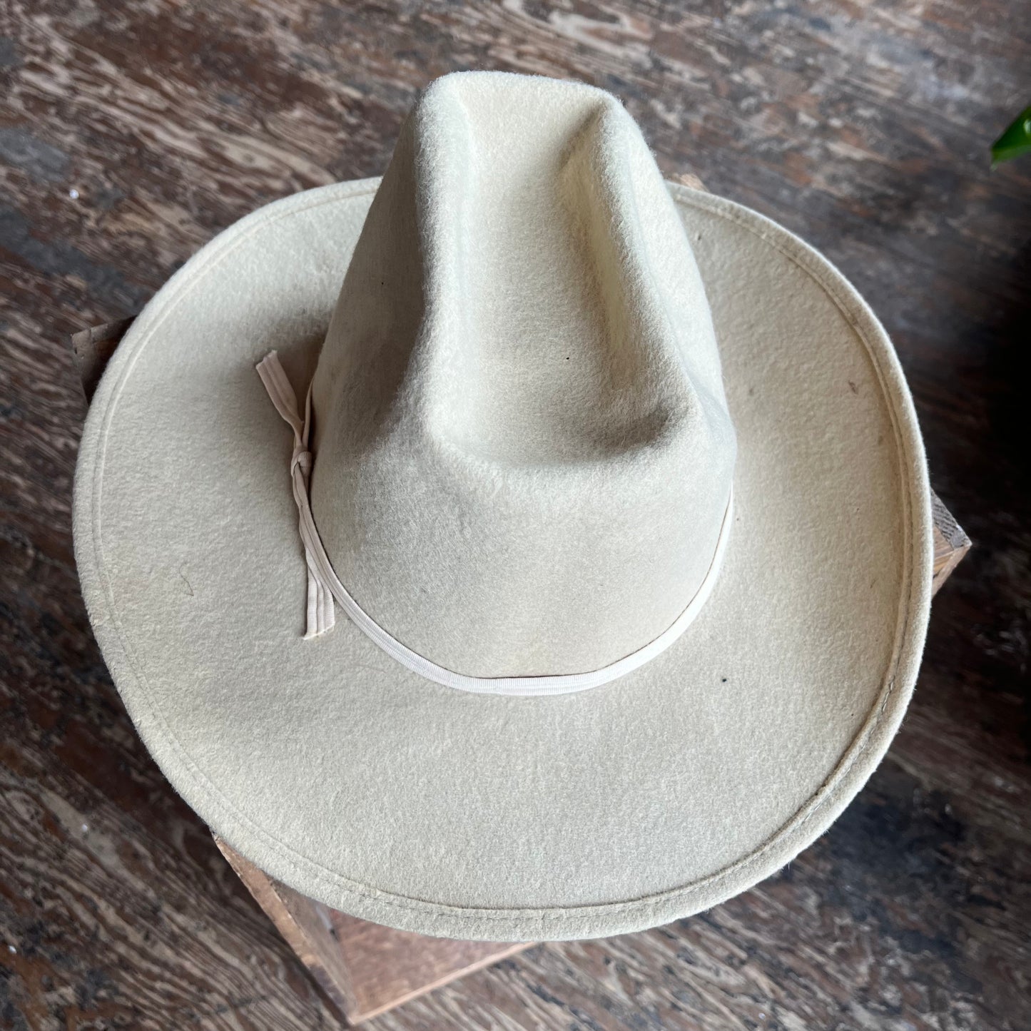 Cream J Hats Felt Western Hat