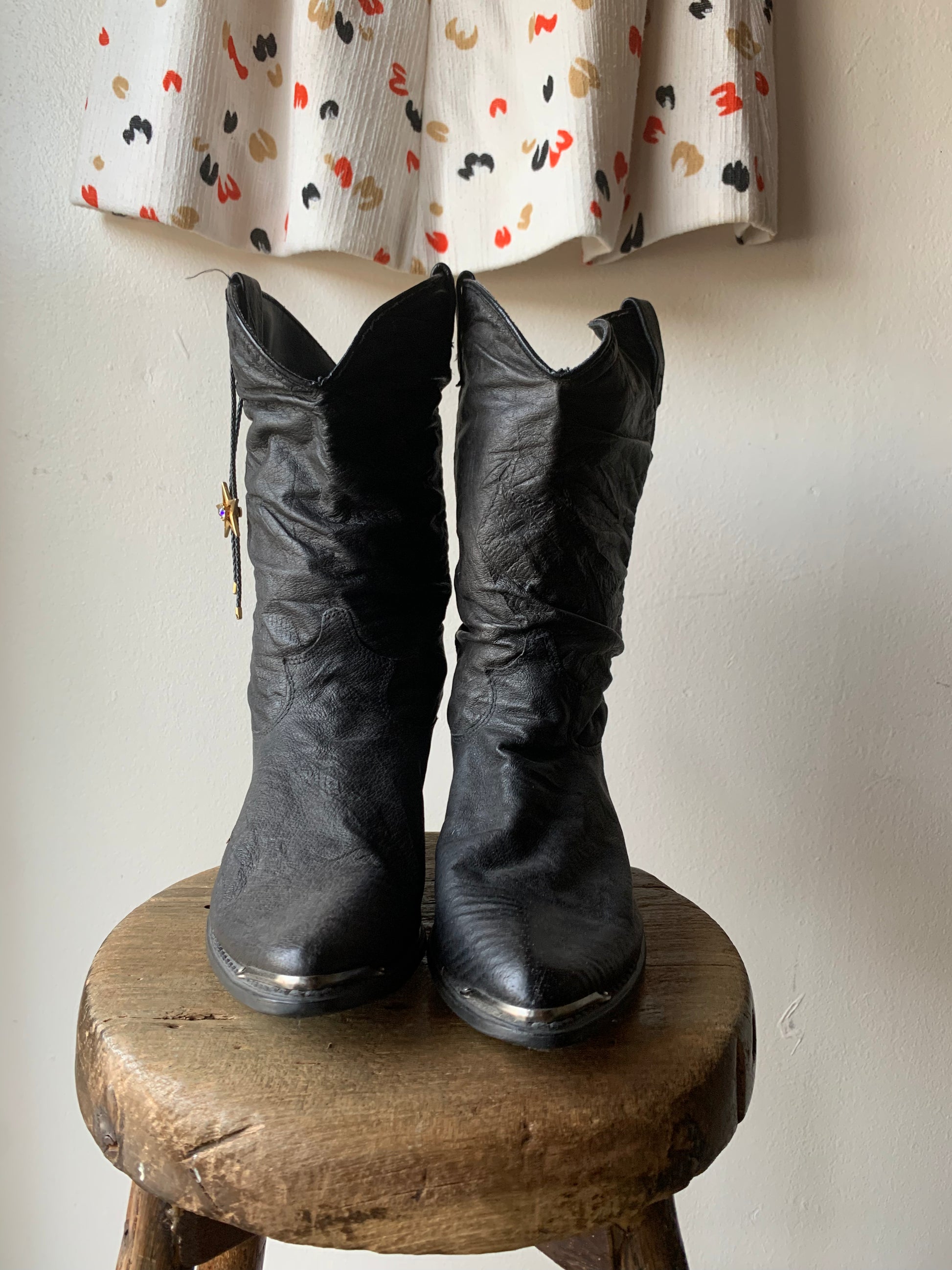 Black slouch cowboy sales boots